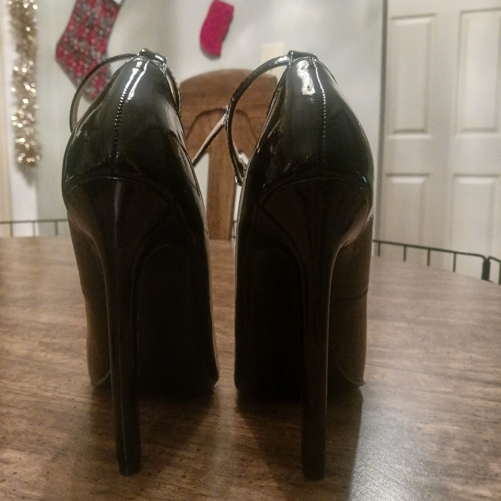 PLEASER USA SIZE 5 WOMENS BLACK POINTED HEEL - Picture 4 of 7